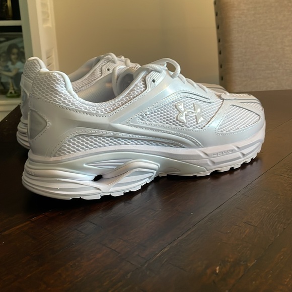 Brand New Never Worn UA HOVR Apparition RTRFTR TC - Picture 6 of 7